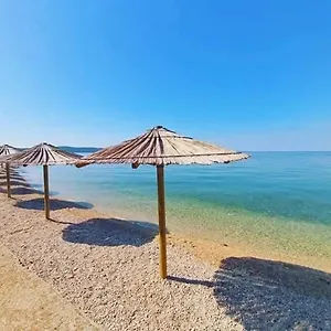 https://apartman-sime.hotelinzadar.com